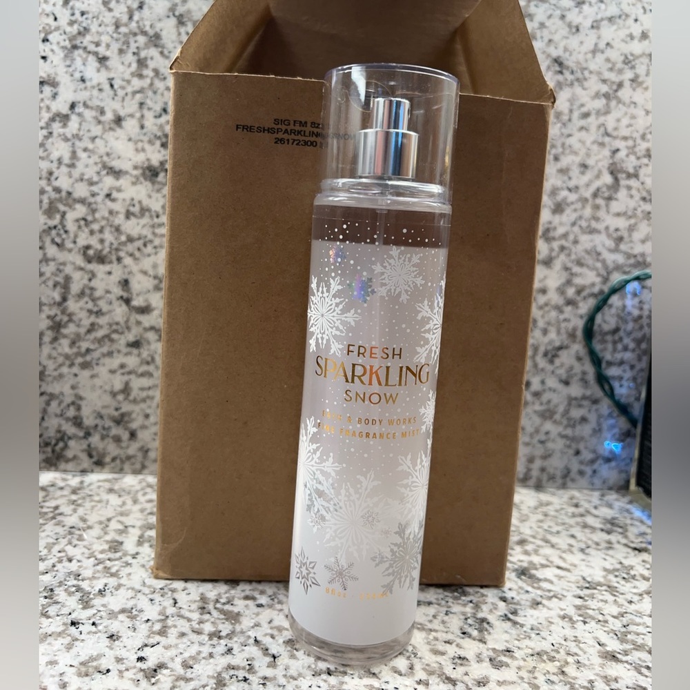 Brand New Fresh Sparkling Snow Body Mist From Bath & Body Works